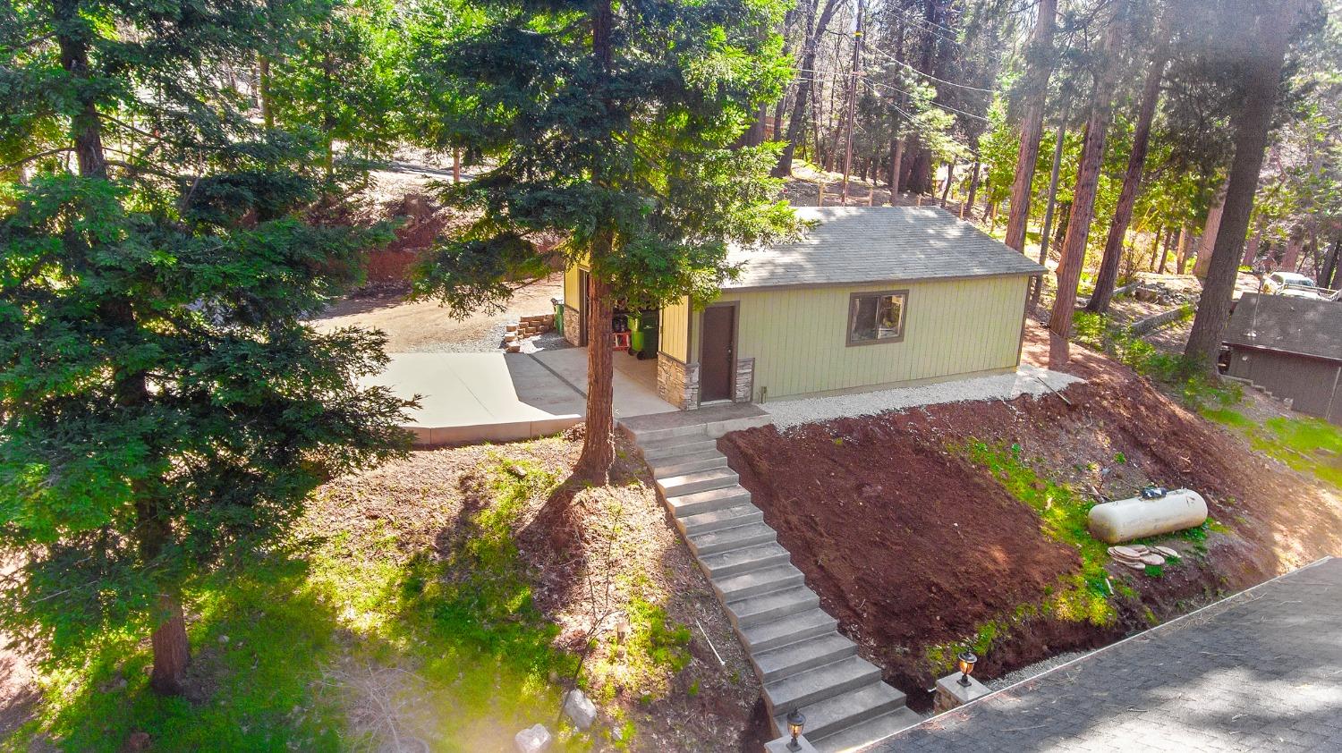 Detail Gallery Image 28 of 37 For 2491 Newhouse Rd, Pollock Pines,  CA 95726 - 3 Beds | 2/1 Baths