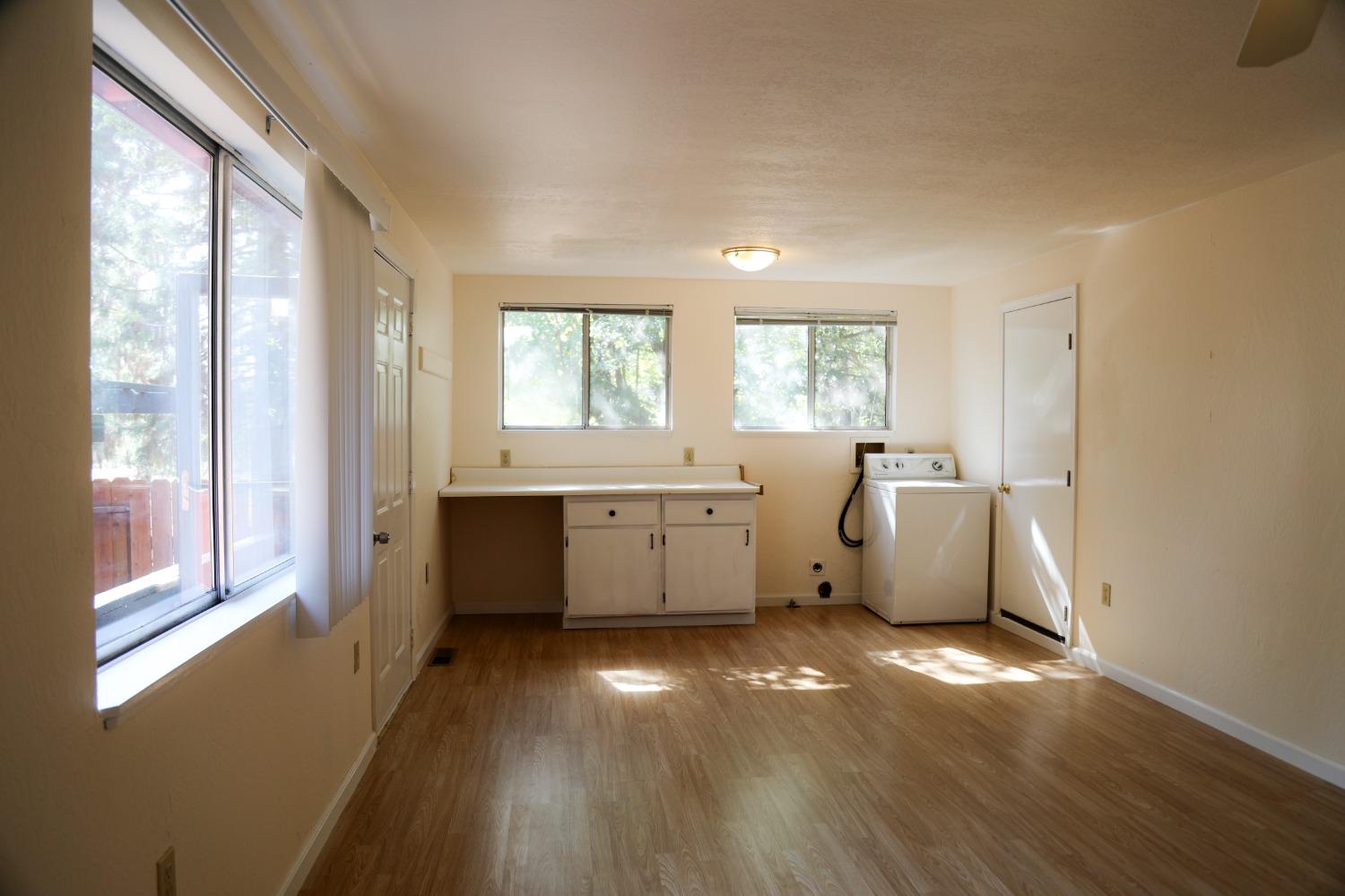 Detail Gallery Image 25 of 32 For 29363 State Highway 44, Shingletown,  CA 96088 - 3 Beds | 2/1 Baths
