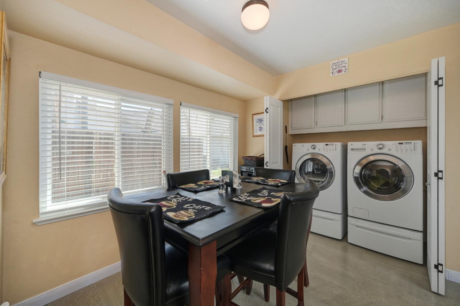 Detail Gallery Image 17 of 50 For 9247 Wenlock Ct, Sacramento,  CA 95829 - 3 Beds | 2 Baths