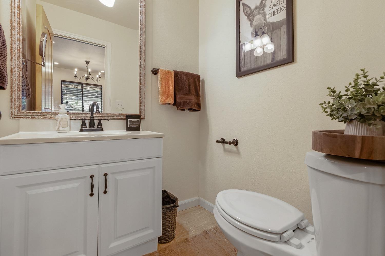 Detail Gallery Image 25 of 37 For 2491 Newhouse Rd, Pollock Pines,  CA 95726 - 3 Beds | 2/1 Baths