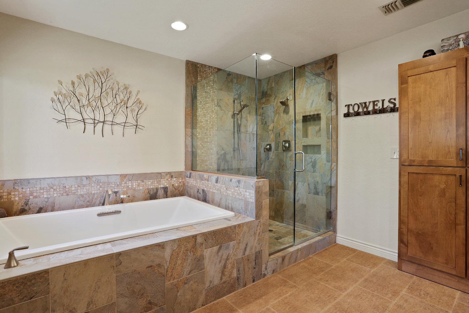 Detail Gallery Image 54 of 88 For 10415 Mcmahon Rd, Coulterville,  CA 95311 - 3 Beds | 3/1 Baths