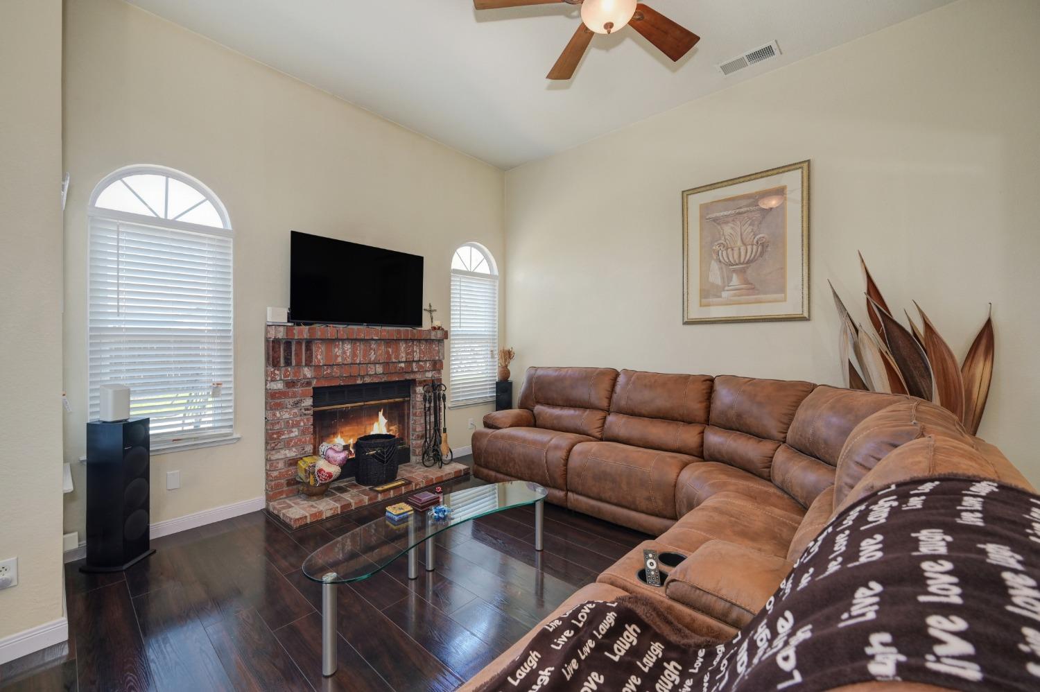 Detail Gallery Image 8 of 50 For 9247 Wenlock Ct, Sacramento,  CA 95829 - 3 Beds | 2 Baths