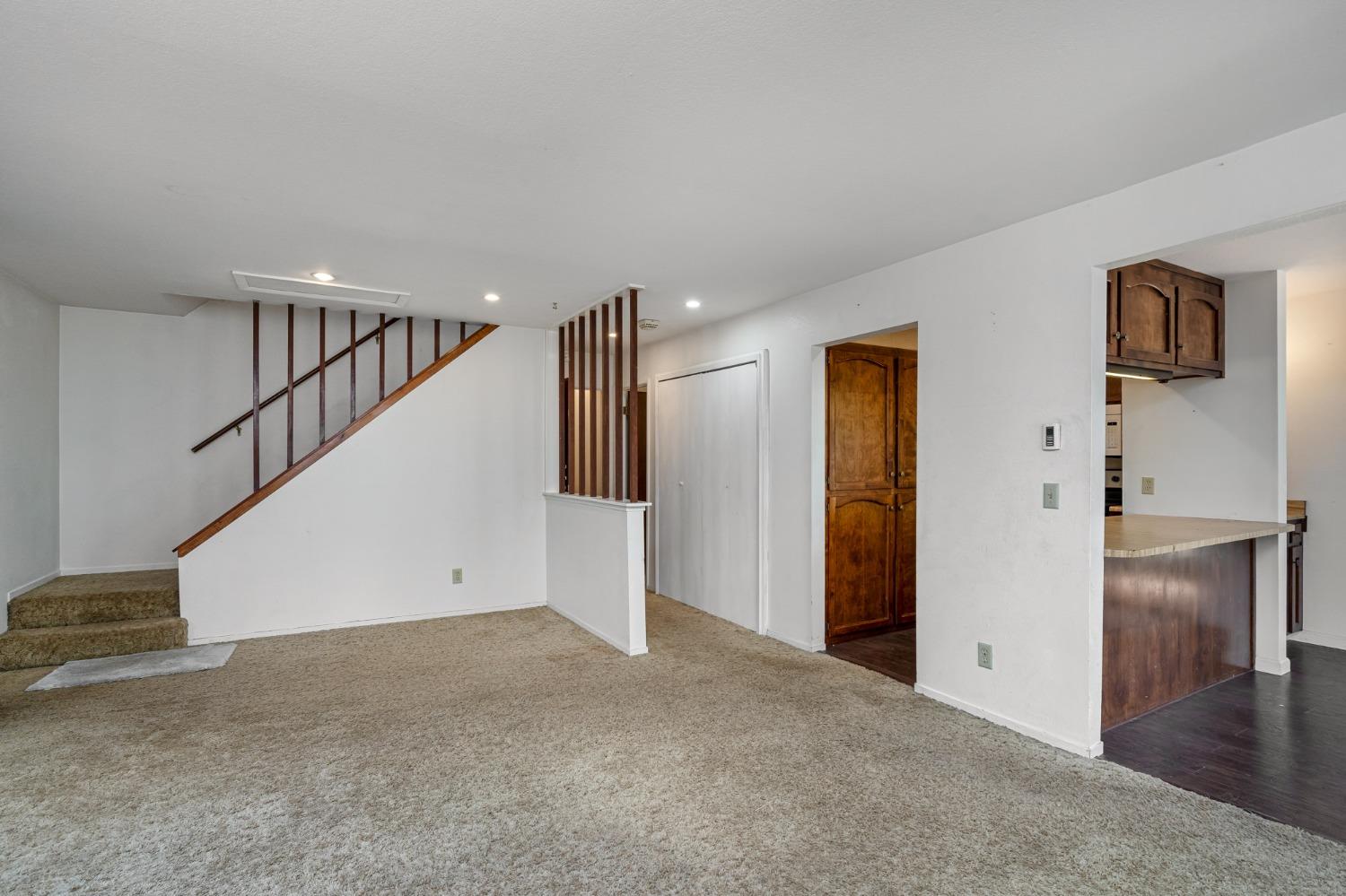 Detail Gallery Image 4 of 16 For 22378 Ponderosa Dr, Twain Harte,  CA 95383 - 3 Beds | 3/1 Baths