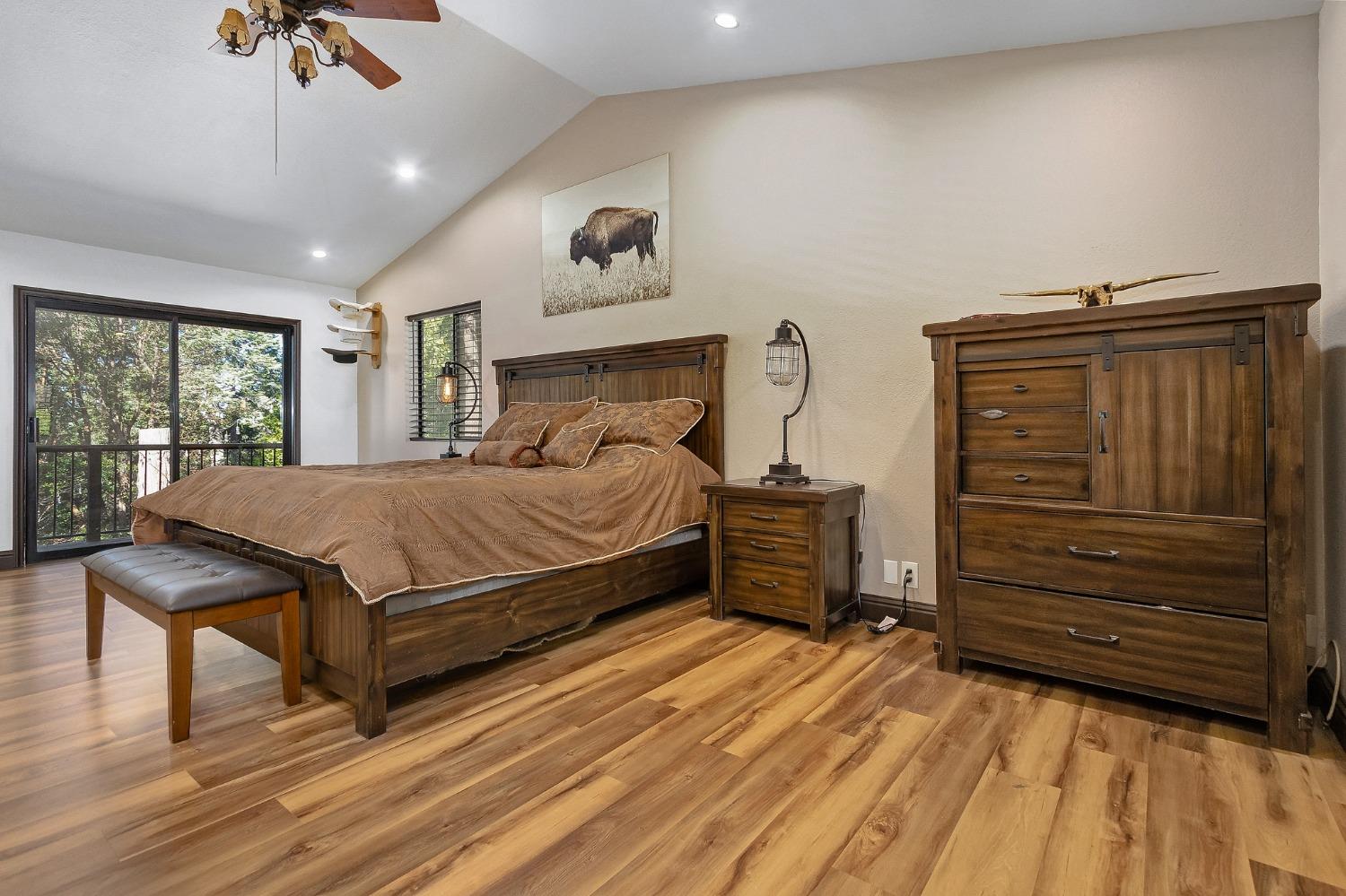 Detail Gallery Image 14 of 37 For 2491 Newhouse Rd, Pollock Pines,  CA 95726 - 3 Beds | 2/1 Baths