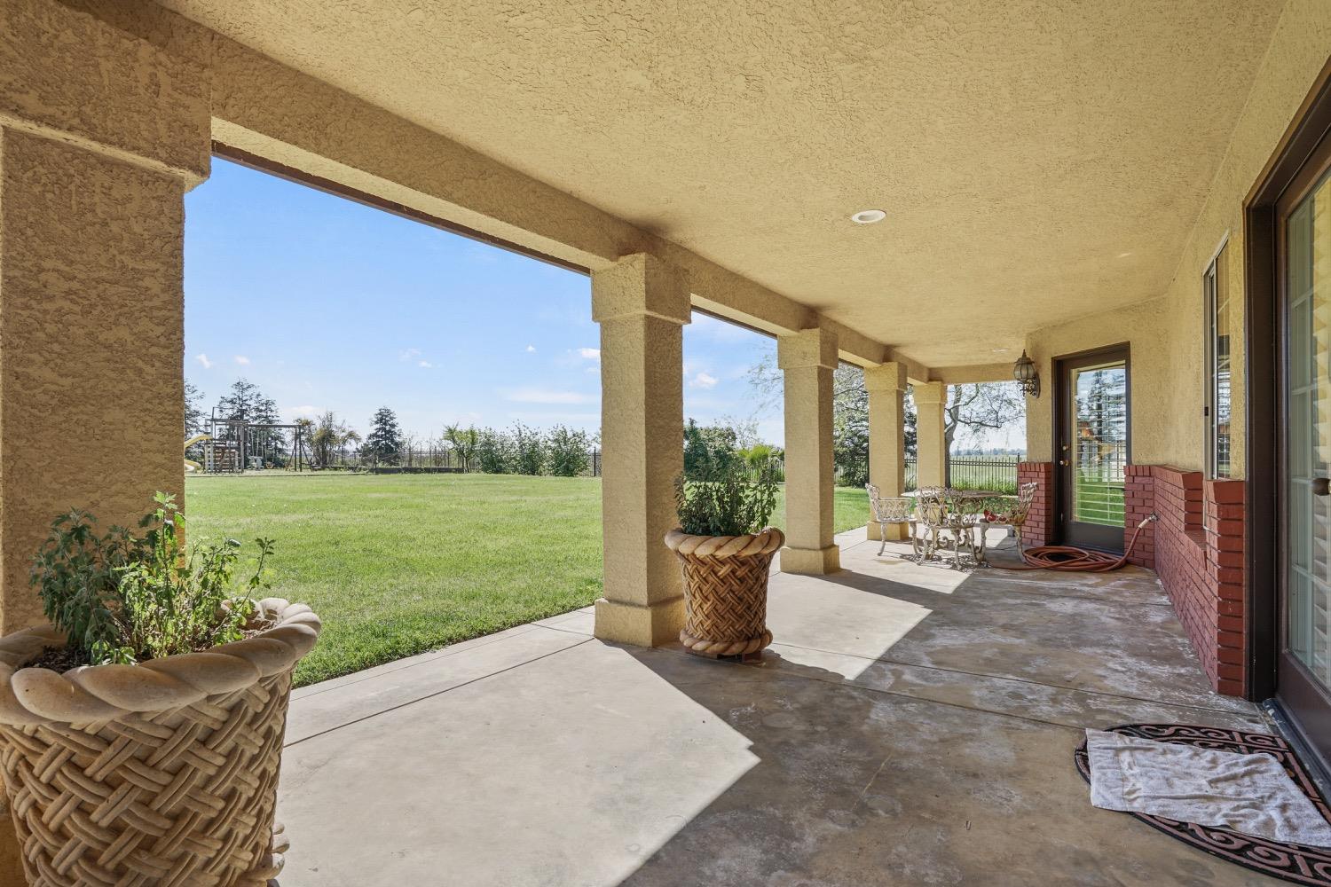 Detail Gallery Image 66 of 79 For 5373 N Mendocino Ave, Clovis,  CA 93619 - 4 Beds | 3/1 Baths