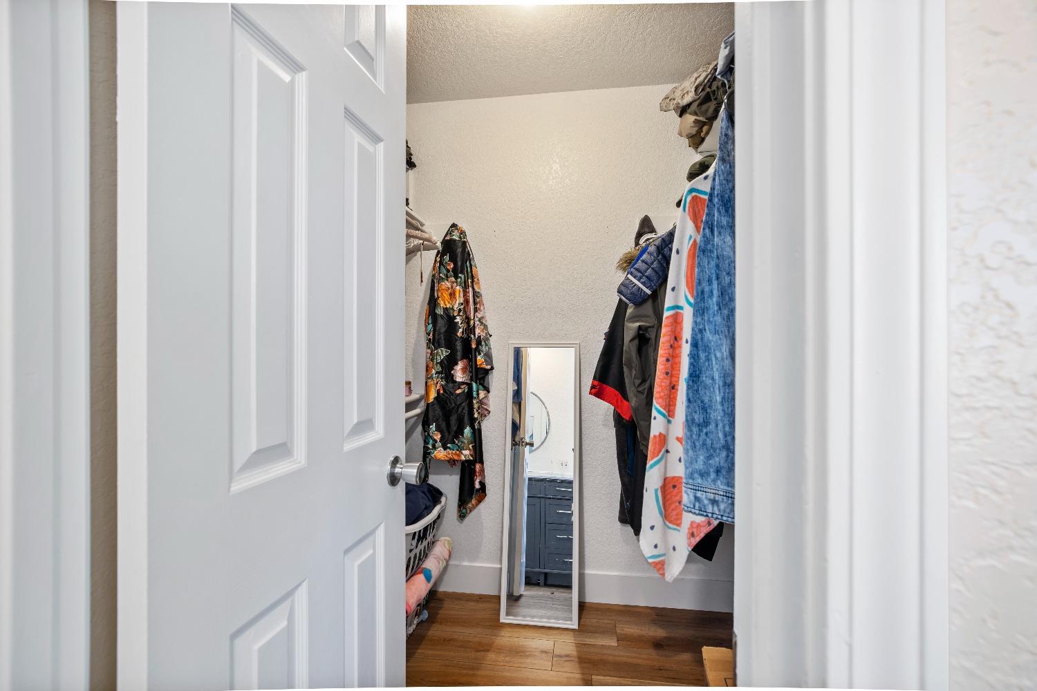 Detail Gallery Image 27 of 35 For 1501 Oakwood Dr, Escalon,  CA 95320 - 3 Beds | 2/1 Baths