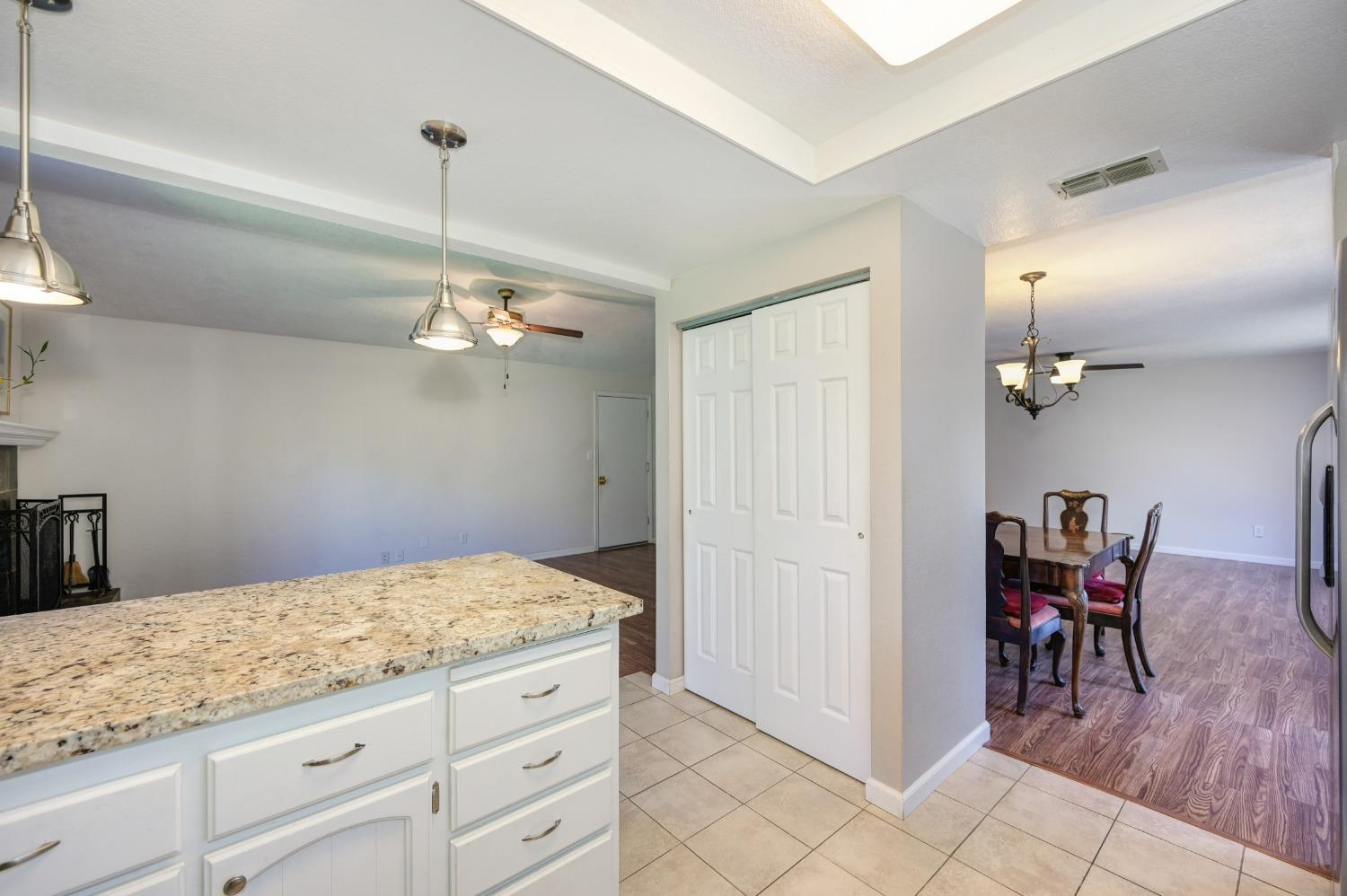 Detail Gallery Image 10 of 35 For 2668 Sterling Way, Cameron Park,  CA 95682 - 3 Beds | 2 Baths