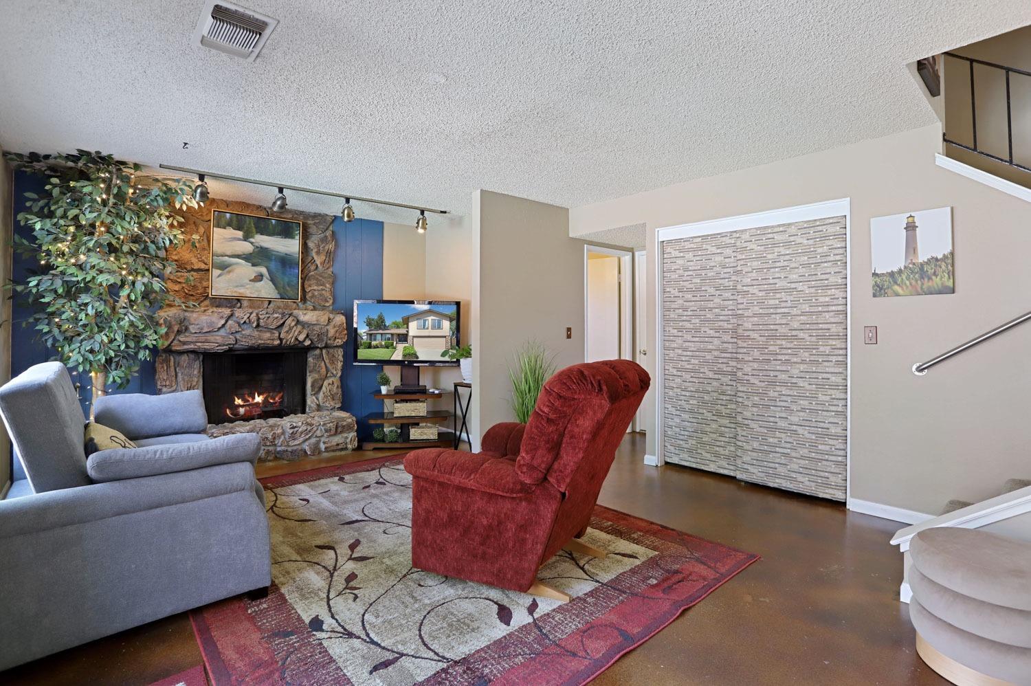 Detail Gallery Image 25 of 54 For 9161 Starina Way, Sacramento,  CA 95826 - 4 Beds | 2/1 Baths