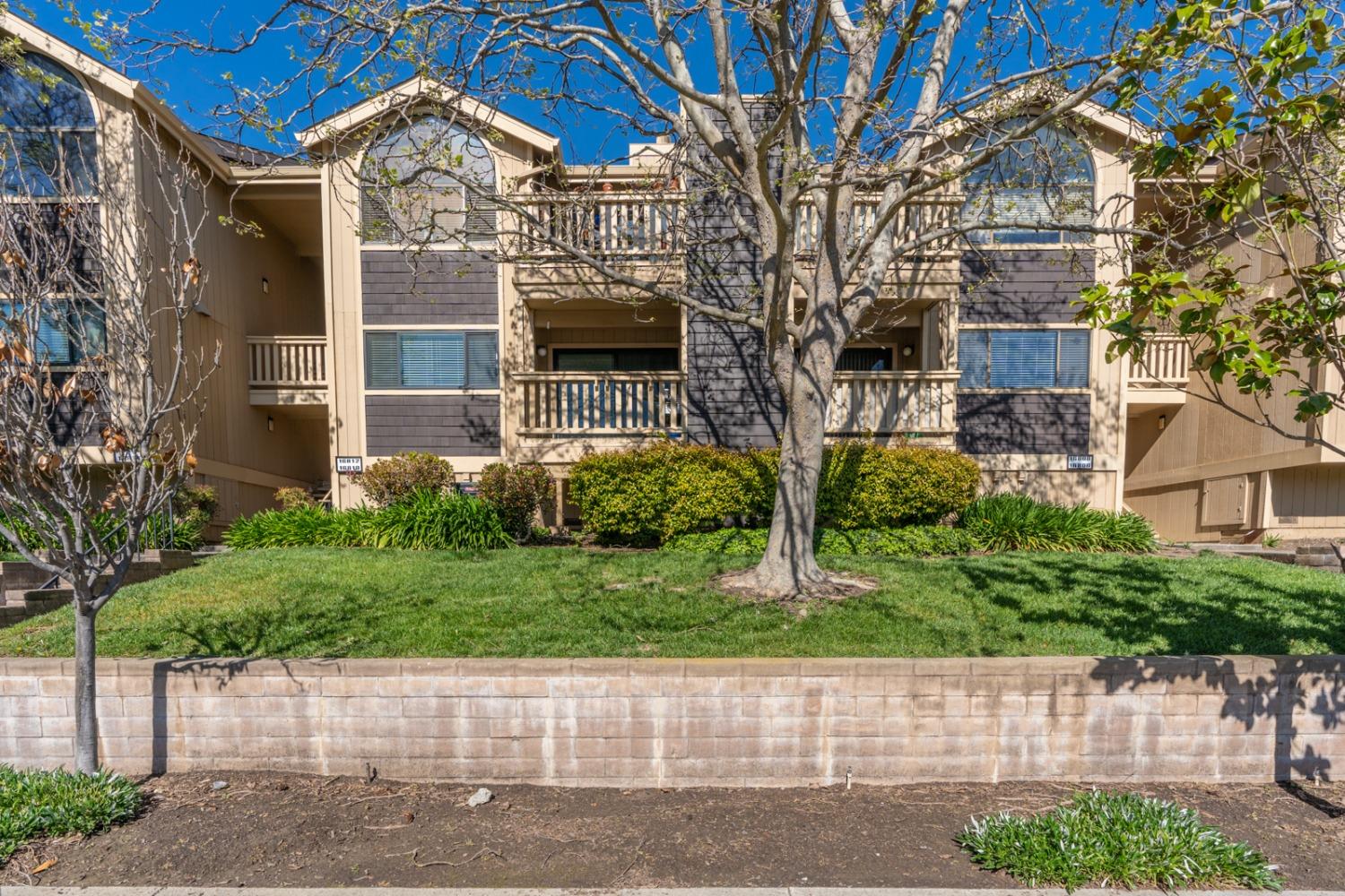 Detail Gallery Image 1 of 1 For 16812 Sorrel Way, Morgan Hill,  CA 95037 - 2 Beds | 2 Baths