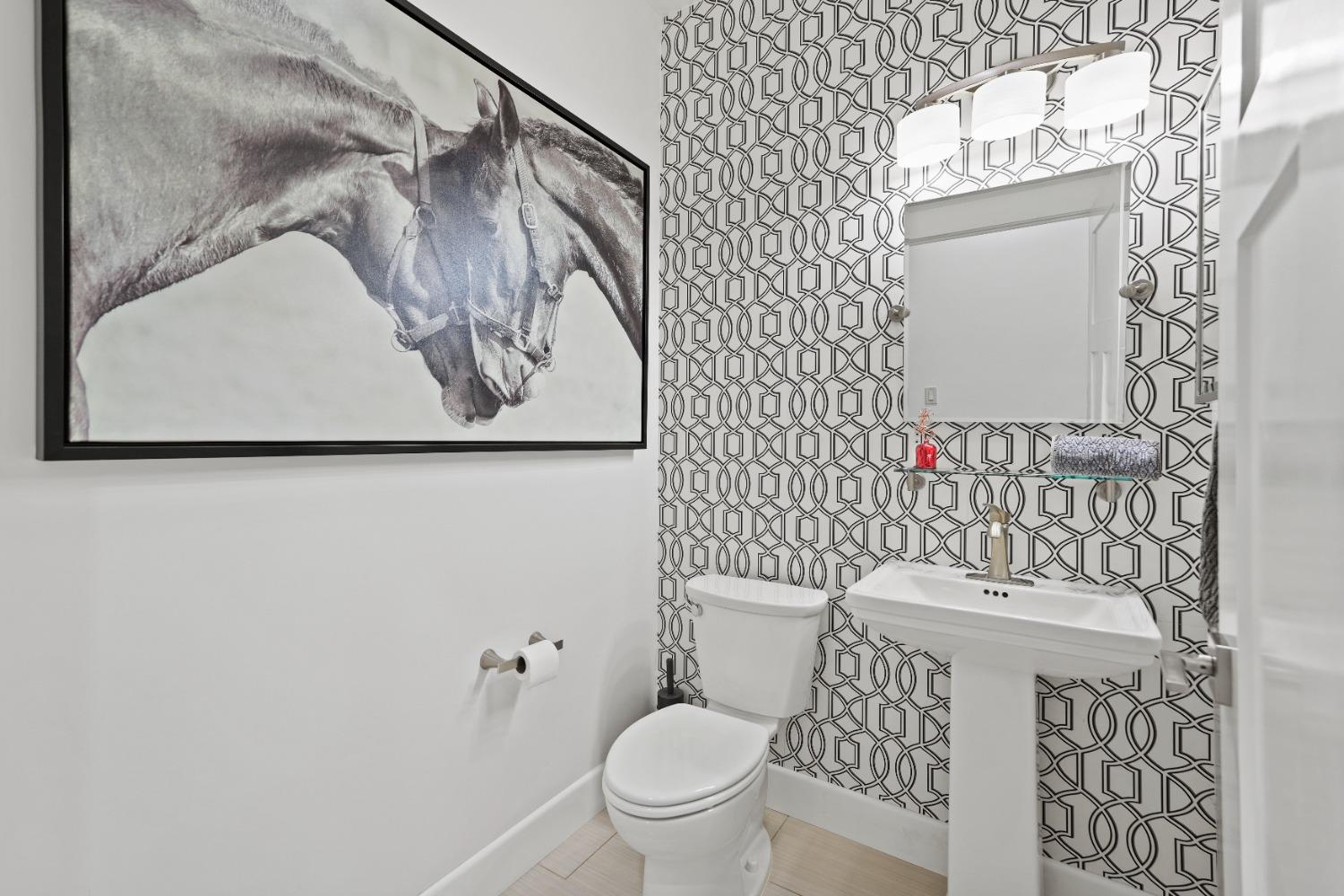 Detail Gallery Image 32 of 55 For 3461 Sugarloaf Mountain Rd, Loomis,  CA 95650 - 4 Beds | 2/1 Baths