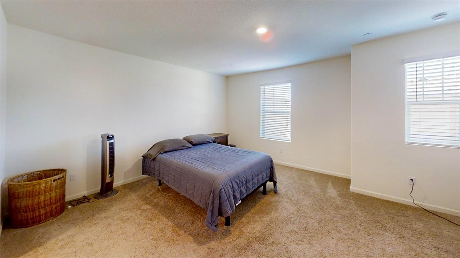 Detail Gallery Image 34 of 42 For 5535 Silvergate Ct, Linda,  CA 95901 - 3 Beds | 2/1 Baths