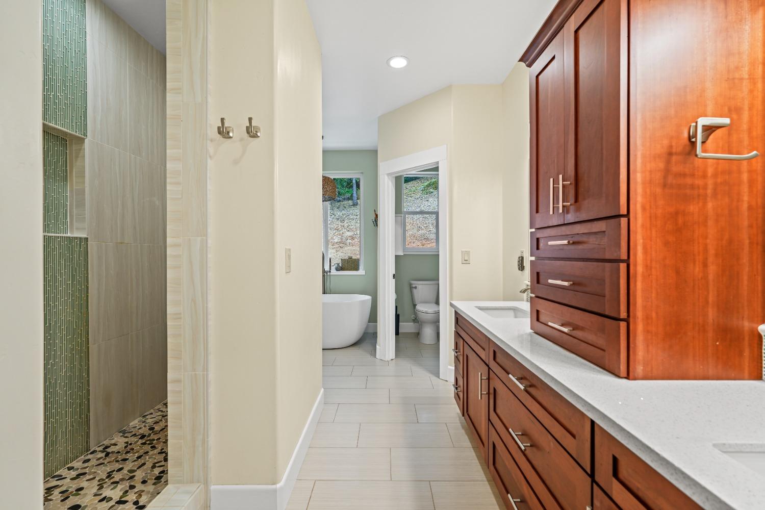 Detail Gallery Image 23 of 55 For 3461 Sugarloaf Mountain Rd, Loomis,  CA 95650 - 4 Beds | 2/1 Baths