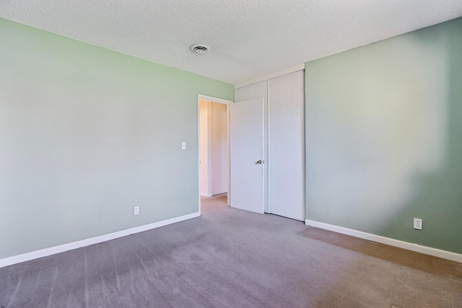 Detail Gallery Image 27 of 36 For 2642 Madrone Ave, Stockton,  CA 95207 - 3 Beds | 2 Baths
