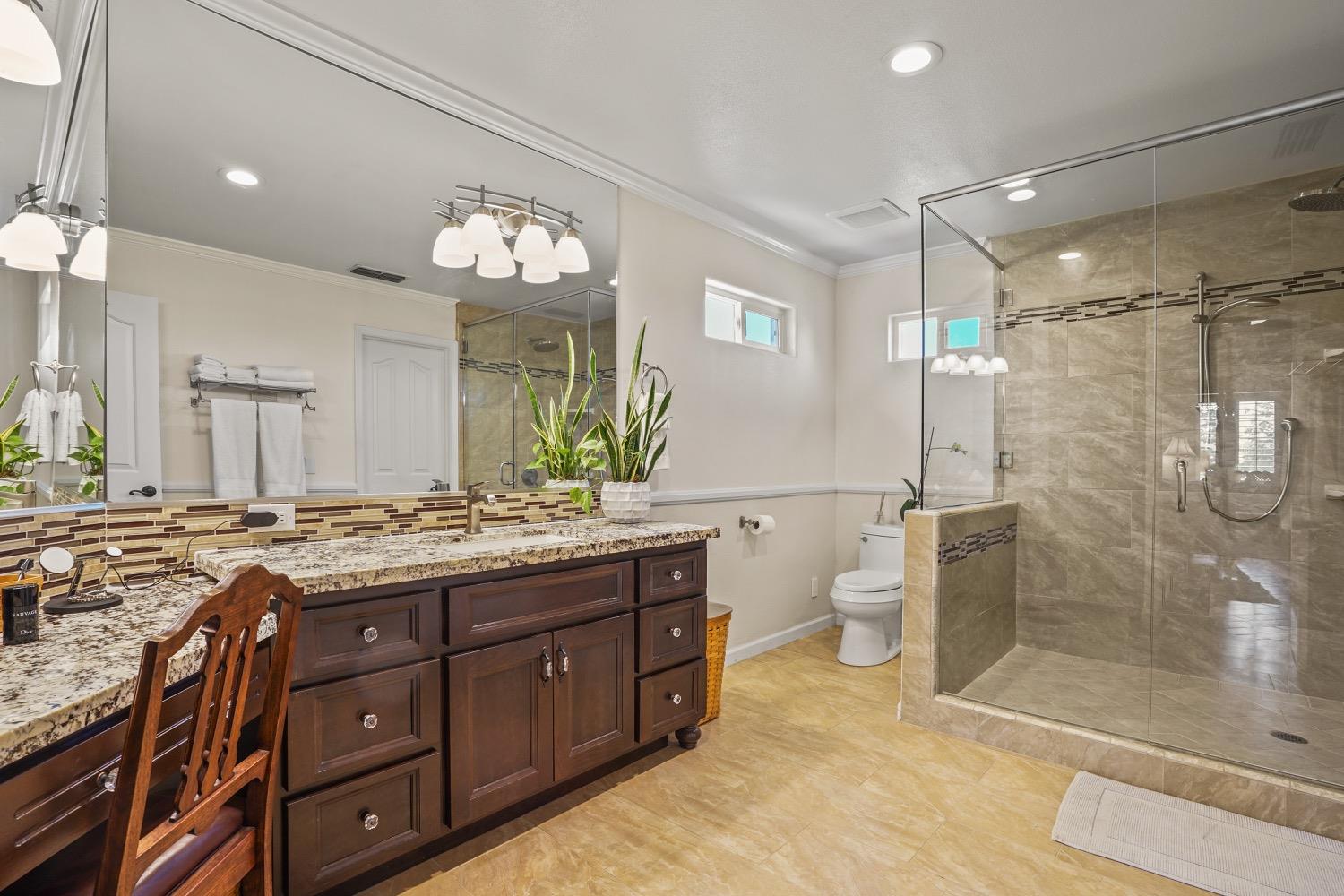 Detail Gallery Image 32 of 79 For 5373 N Mendocino Ave, Clovis,  CA 93619 - 4 Beds | 3/1 Baths