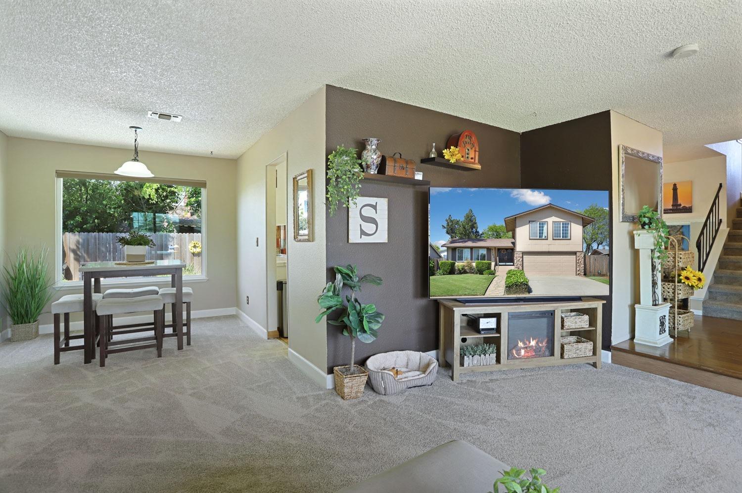 Detail Gallery Image 11 of 54 For 9161 Starina Way, Sacramento,  CA 95826 - 4 Beds | 2/1 Baths