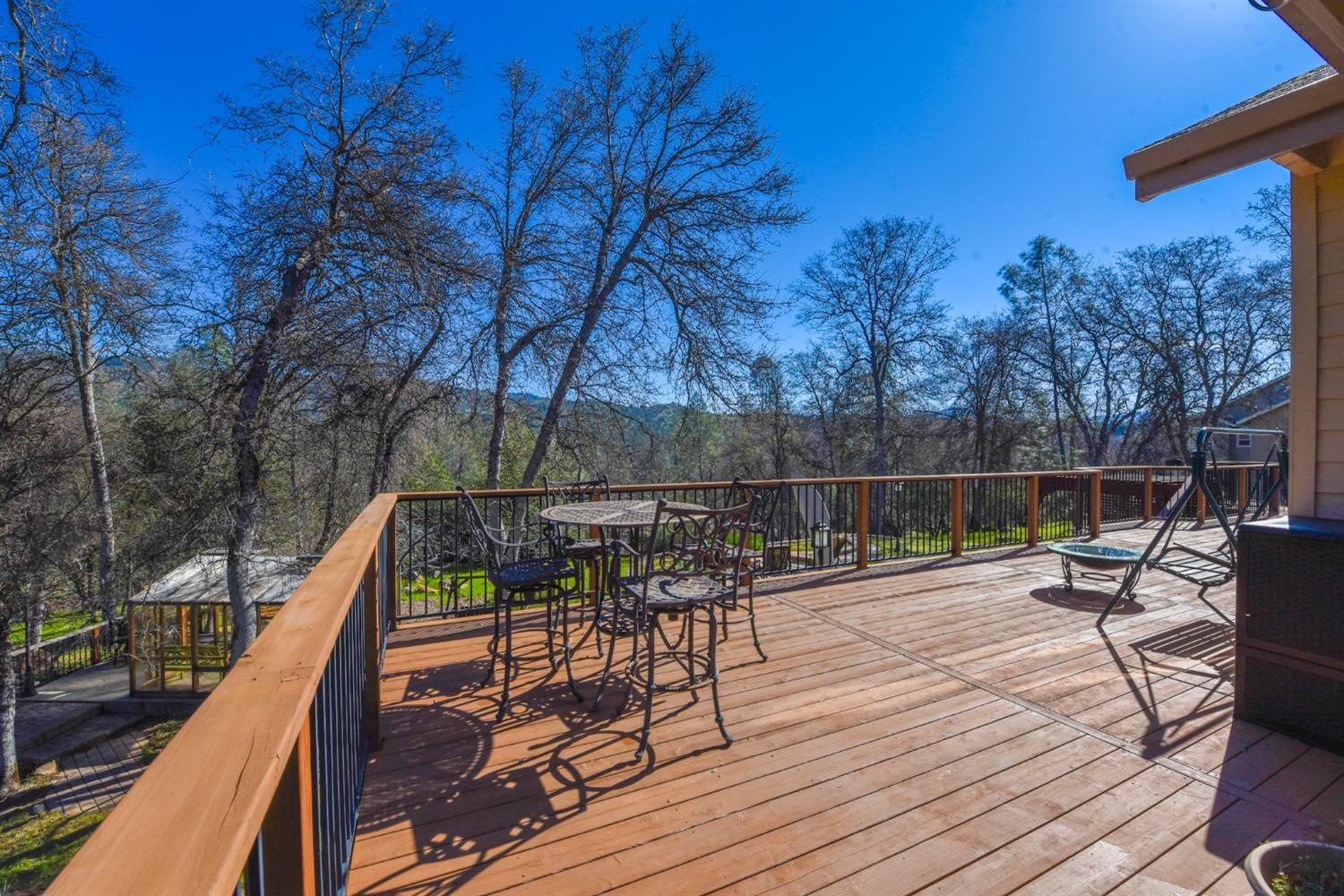 Detail Gallery Image 39 of 71 For 21823 Lyons Bald Mountain Rd, Sonora,  CA 95370 - 4 Beds | 3/1 Baths