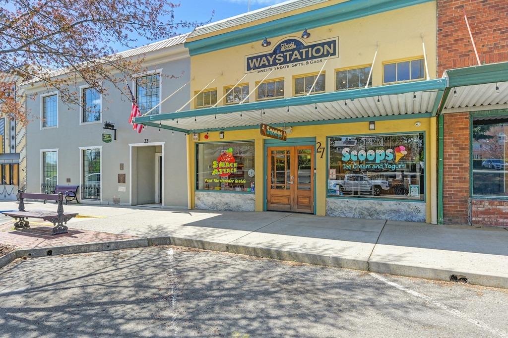 Photo of 27 Main St in Colfax, CA