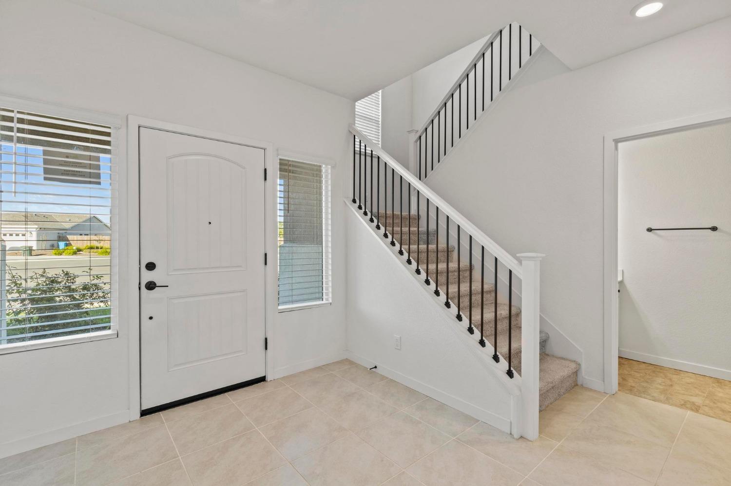 Detail Gallery Image 9 of 51 For 514 Voyager Ct, Colusa,  CA 95932 - 5 Beds | 2 Baths