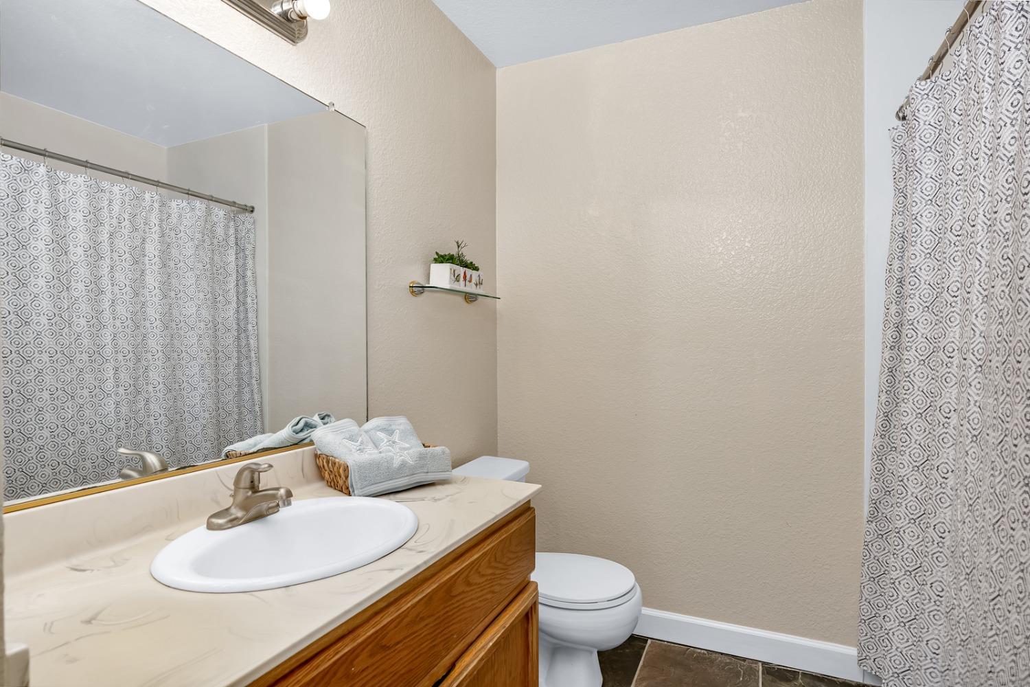 Detail Gallery Image 14 of 41 For 16812 Sorrel Way, Morgan Hill,  CA 95037 - 2 Beds | 2 Baths