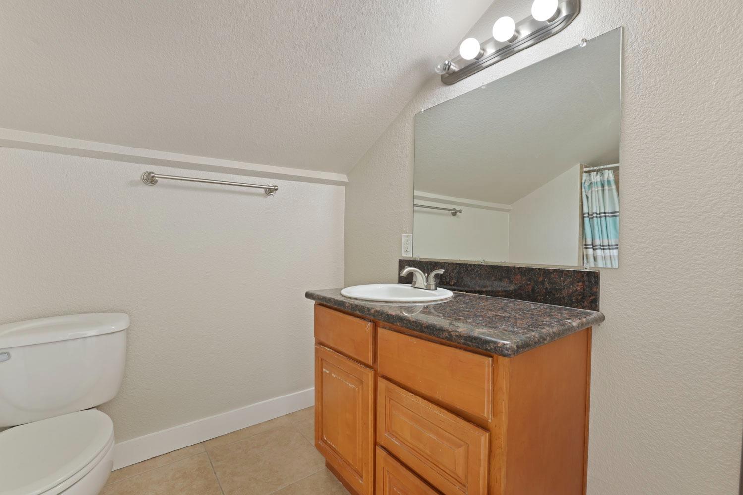 Detail Gallery Image 20 of 24 For 2014 29th St, Sacramento,  CA 95817 - 3 Beds | 2/1 Baths