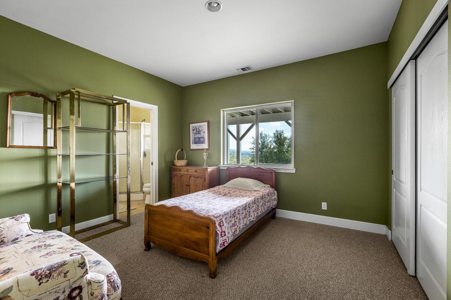 Detail Gallery Image 30 of 41 For 16305 Duggans, Grass Valley,  CA 95949 - 4 Beds | 3/1 Baths