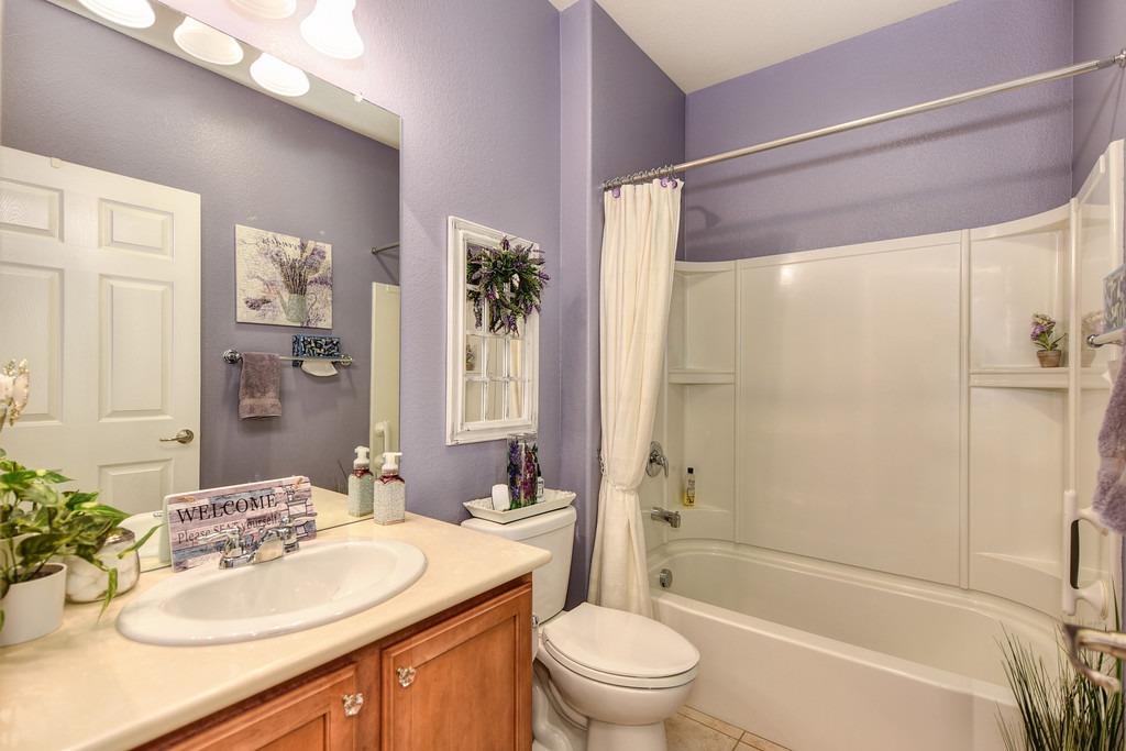 Detail Gallery Image 26 of 53 For 2417 Rockbrook Ln, Manteca,  CA 95336 - 2 Beds | 2 Baths