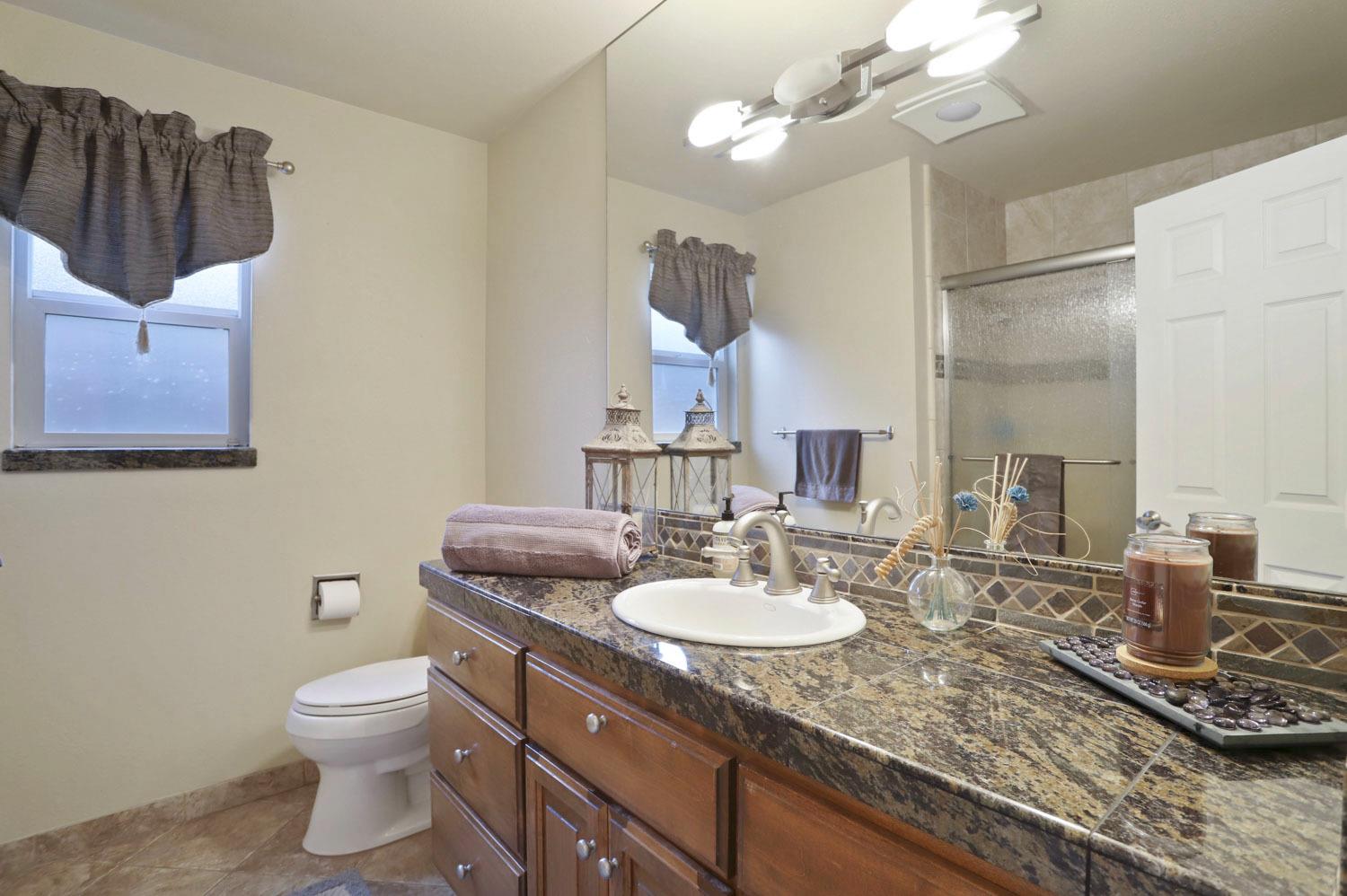 Detail Gallery Image 30 of 46 For 1160 Devine Dr, Lodi,  CA 95240 - 3 Beds | 2 Baths