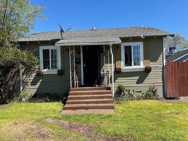Photo of 3020 6th St in Ceres, CA