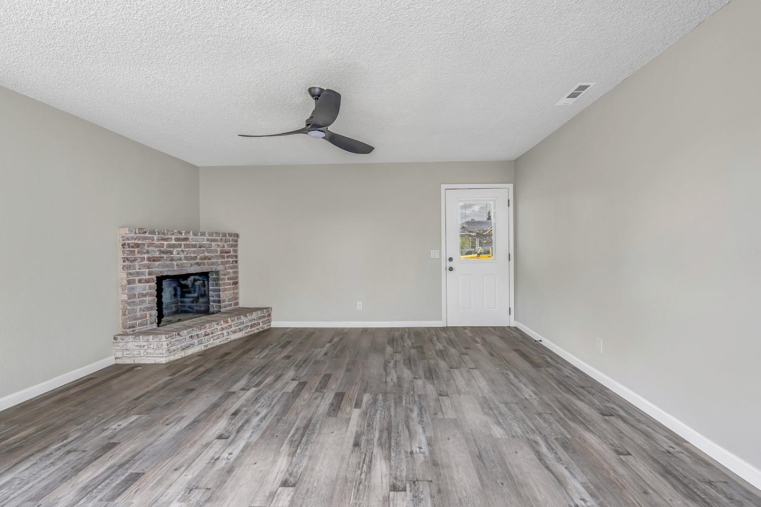 Detail Gallery Image 22 of 30 For 1100 S Rose St, Turlock,  CA 95380 - 3 Beds | 2 Baths