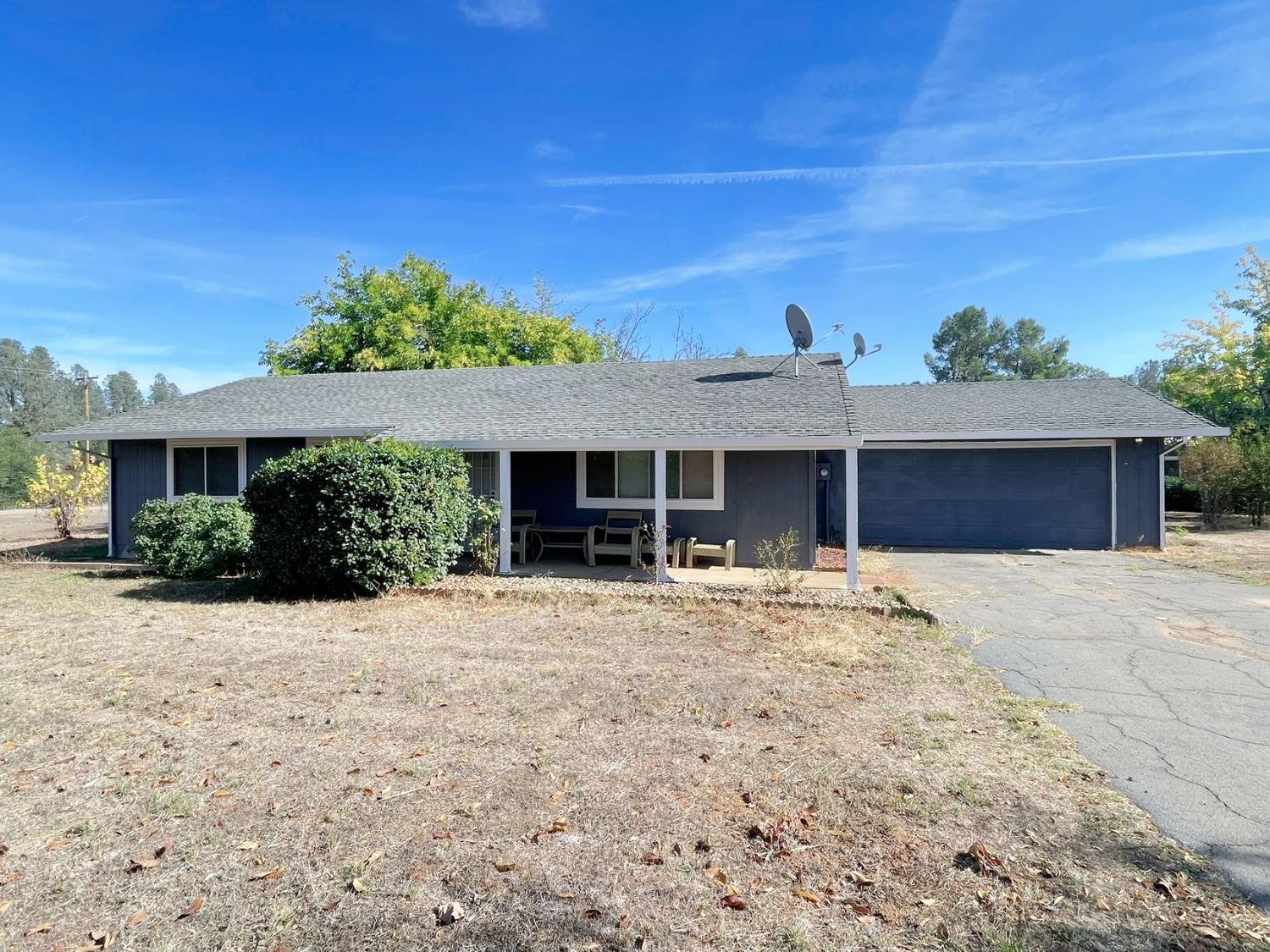Photo of 5837 Happy Valley Rd in Anderson, CA