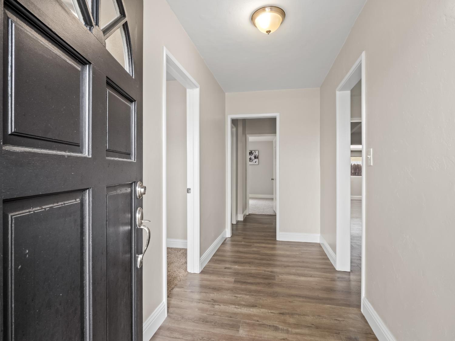 Detail Gallery Image 7 of 32 For 1871 Easy St, Hanford,  CA 93230 - 3 Beds | 2 Baths