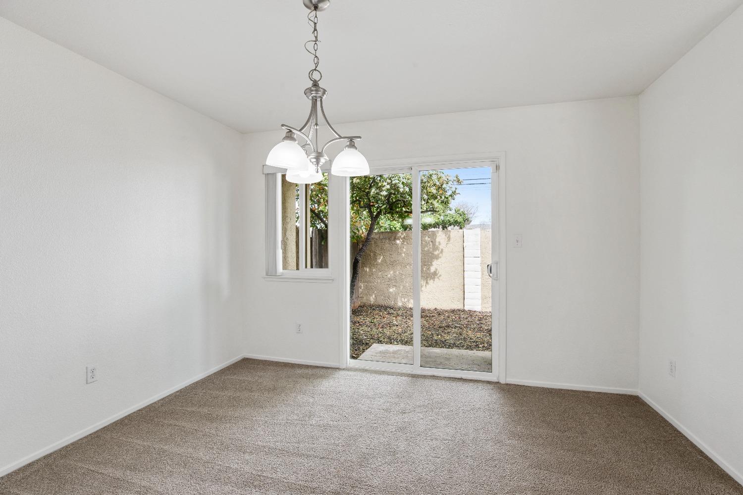 Detail Gallery Image 19 of 32 For 1244 W Roseburg Ave a,  Modesto,  CA 95350 - 2 Beds | 2/1 Baths