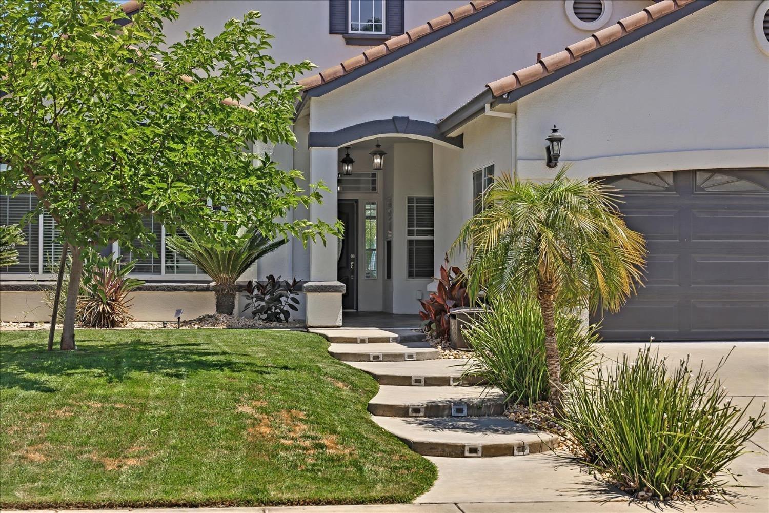 Detail Gallery Image 4 of 19 For 2808 Kingman Ct, Modesto,  CA 95355 - 4 Beds | 2 Baths