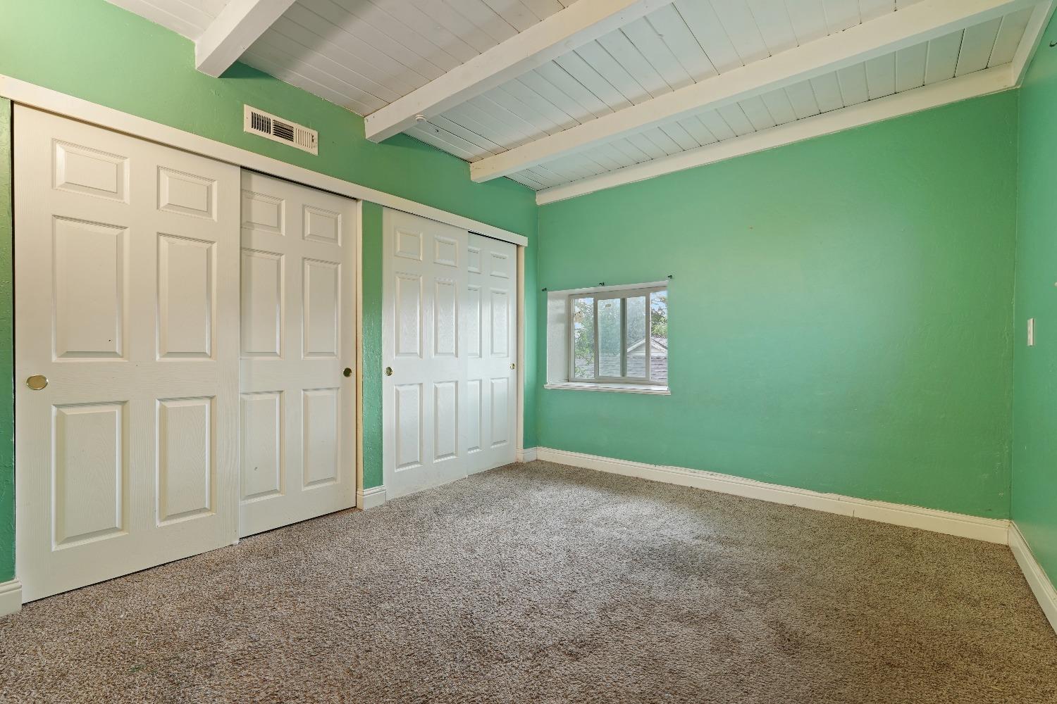 Detail Gallery Image 19 of 27 For 1967 Elmwood Ave, Stockton,  CA 95204 - 4 Beds | 1/1 Baths