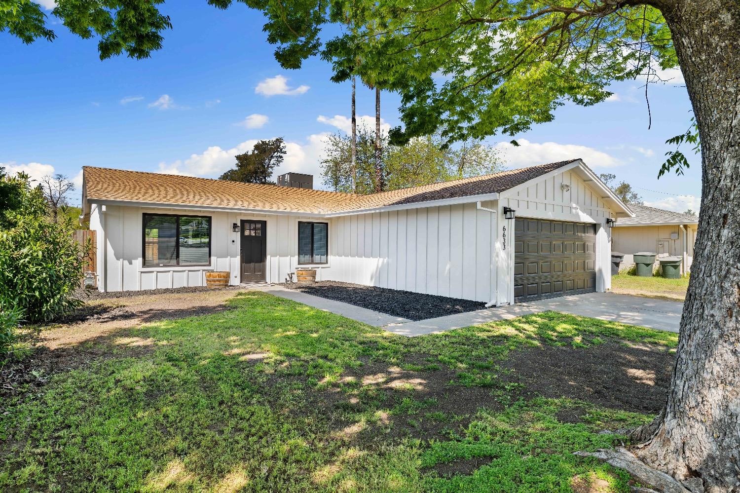 Detail Gallery Image 1 of 1 For 6633 Weatherby Way, Sacramento,  CA 95842 - 3 Beds | 1 Baths