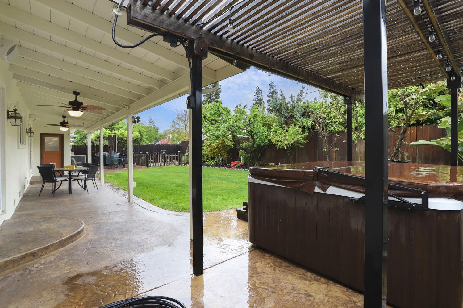 Detail Gallery Image 41 of 46 For 1160 Devine Dr, Lodi,  CA 95240 - 3 Beds | 2 Baths