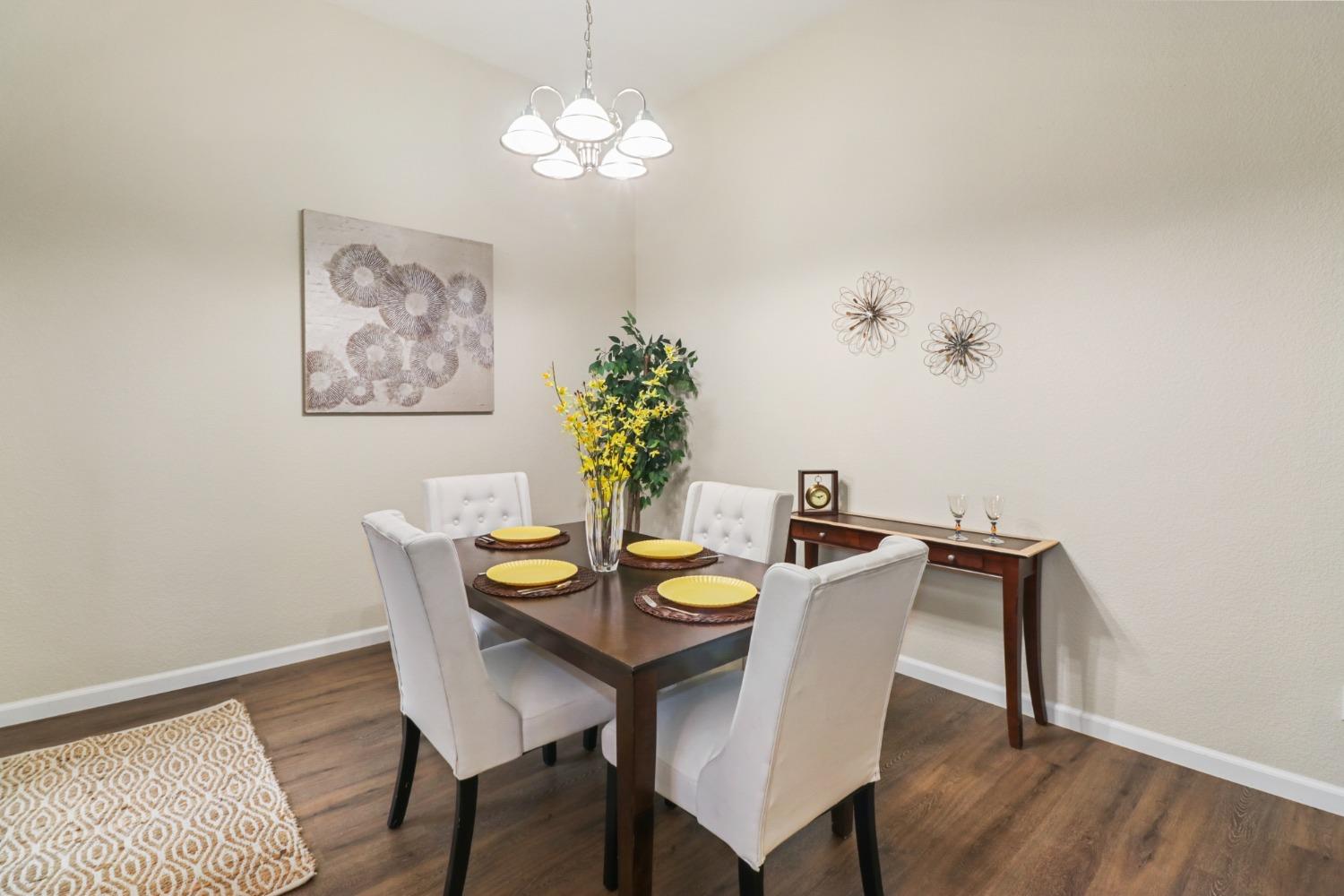 Detail Gallery Image 7 of 45 For 452 Luster Place, Folsom,  CA 95630 - 2 Beds | 2 Baths