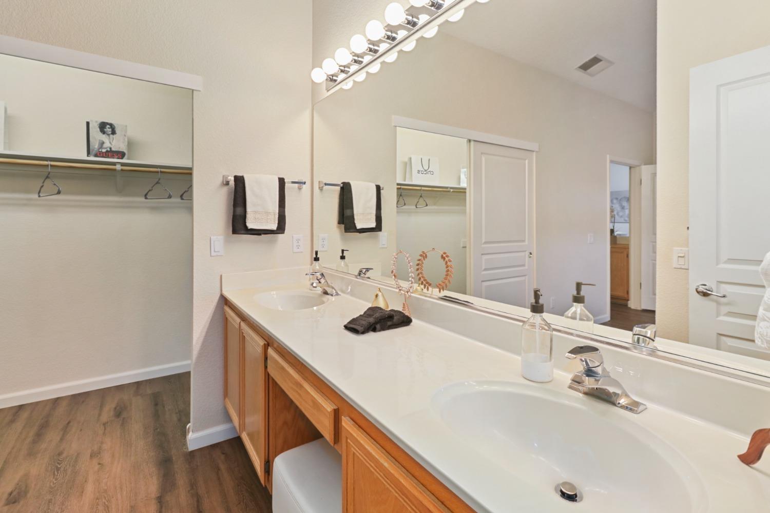 Detail Gallery Image 18 of 45 For 452 Luster Place, Folsom,  CA 95630 - 2 Beds | 2 Baths