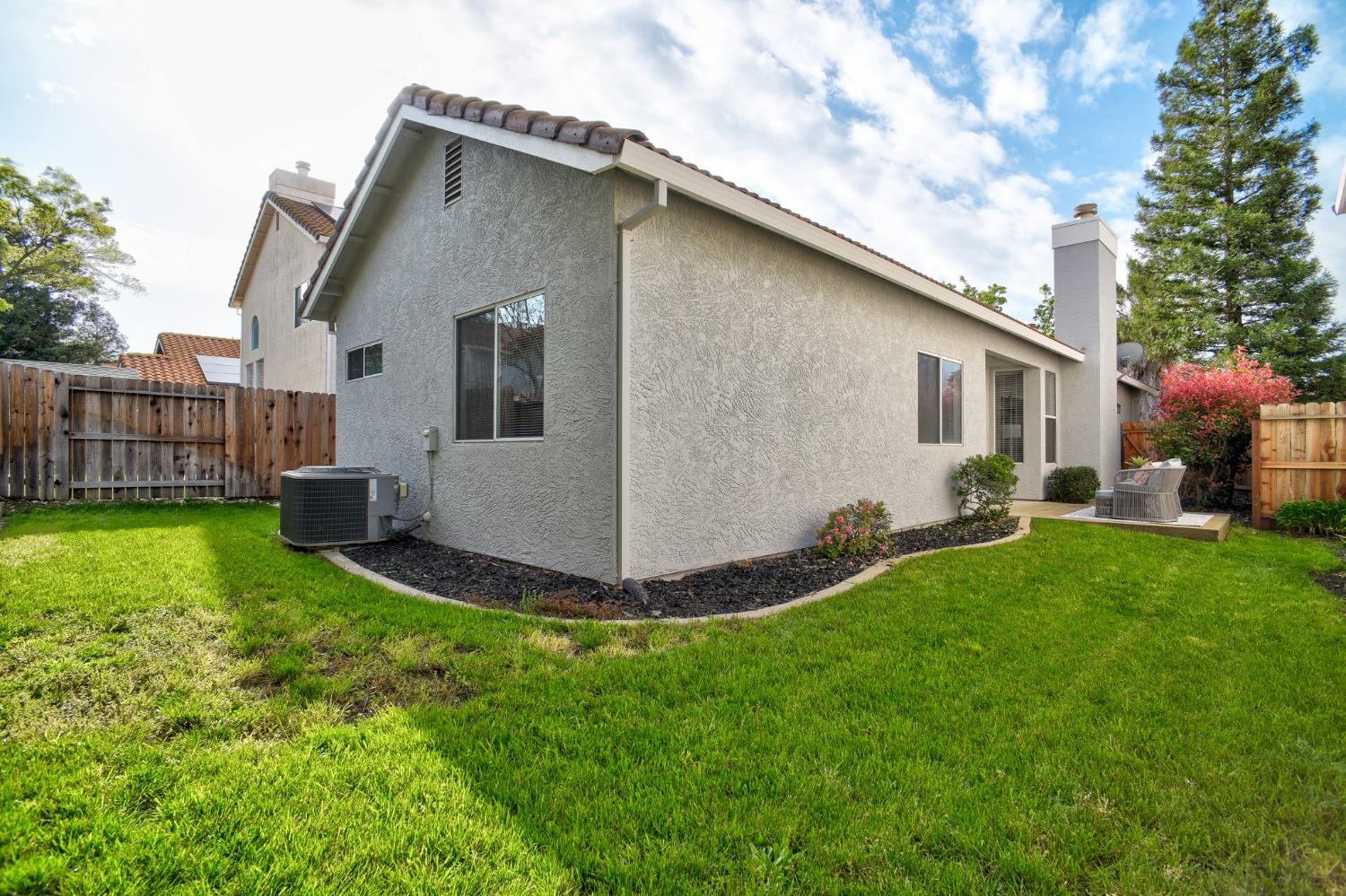 Detail Gallery Image 25 of 40 For 9284 Boscastle Way, Sacramento,  CA 95829 - 3 Beds | 2 Baths