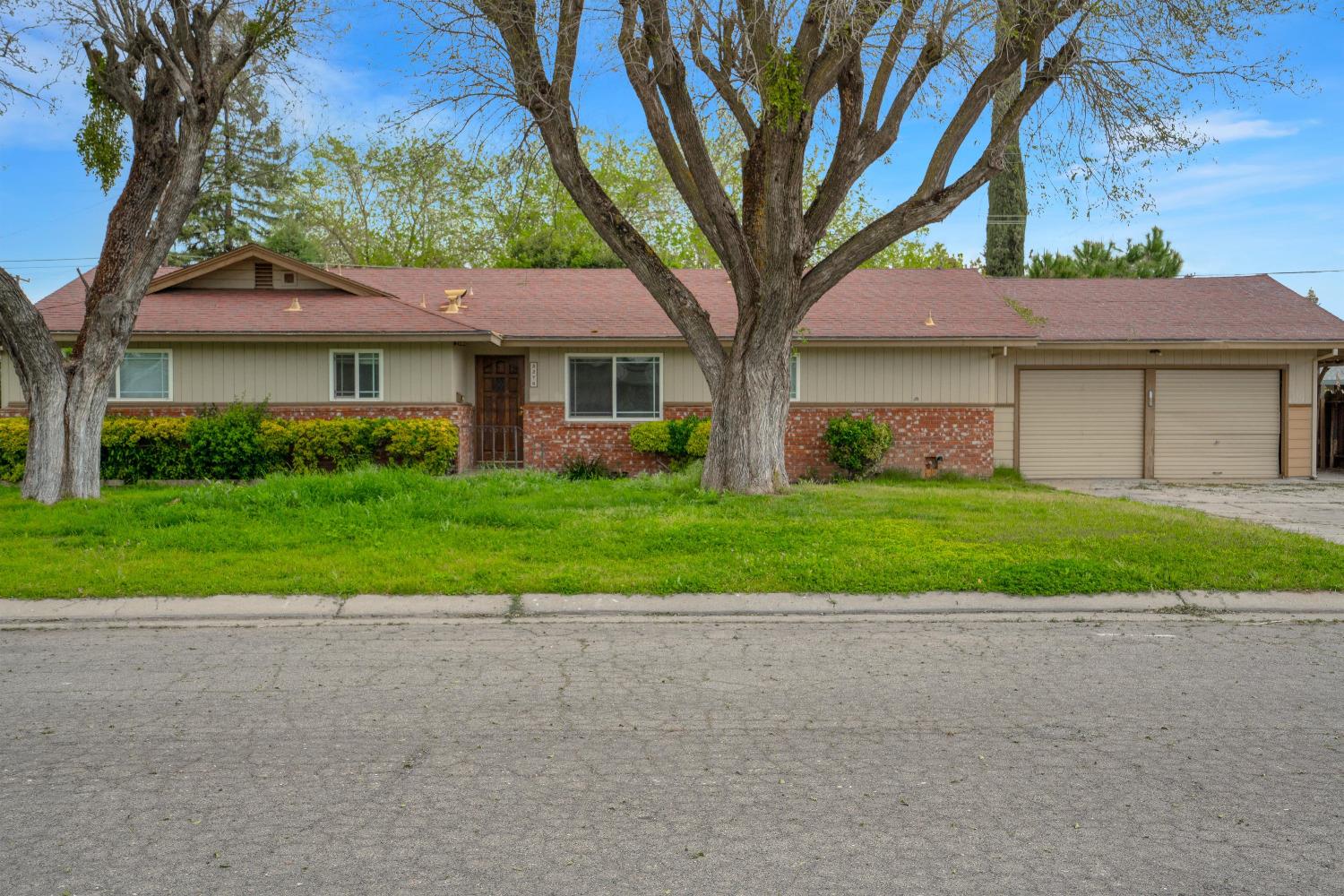 Photo of 3278 Laura Ave in Merced, CA