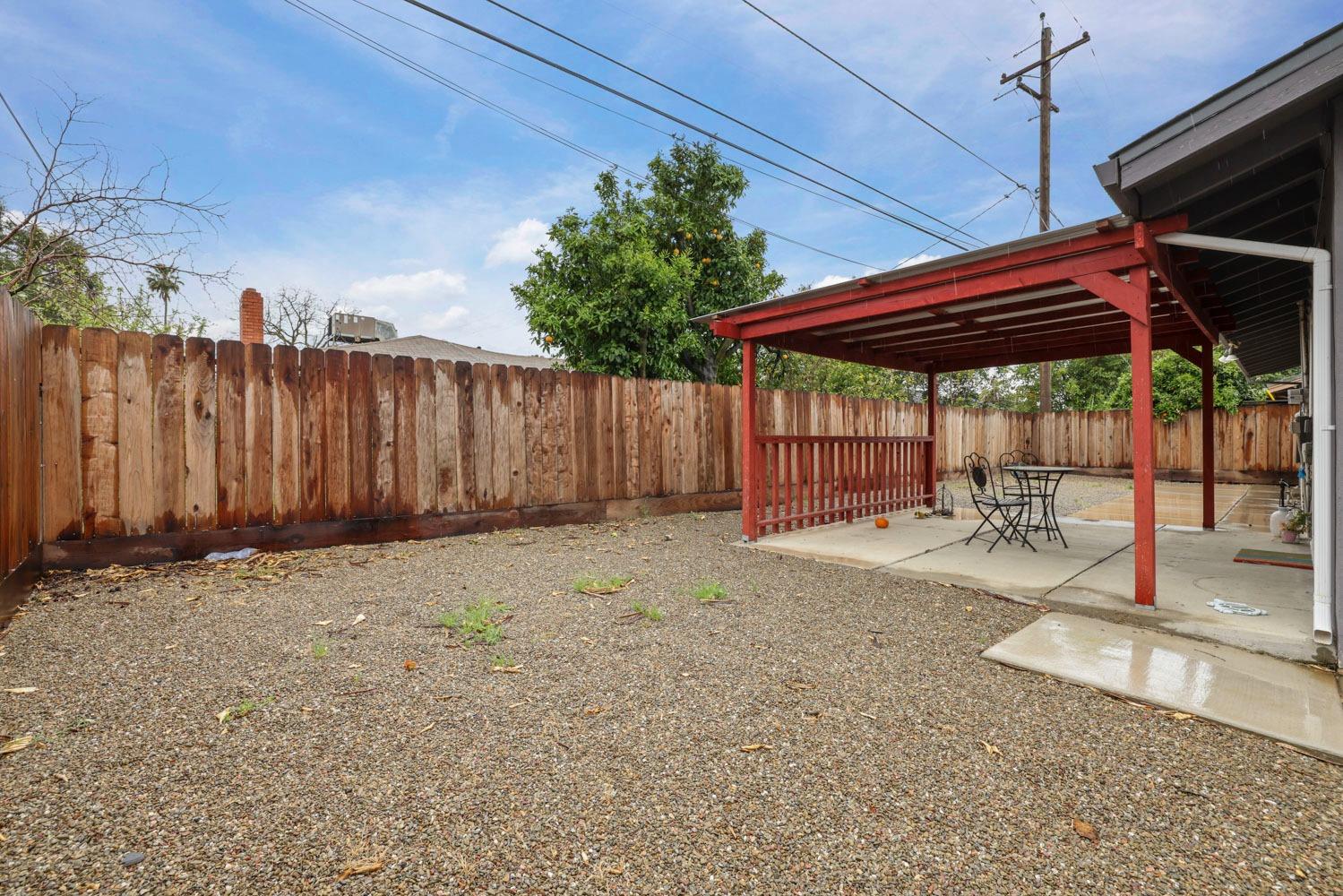 Detail Gallery Image 32 of 52 For 424 Morada Ln, Stockton,  CA 95210 - 3 Beds | 2 Baths