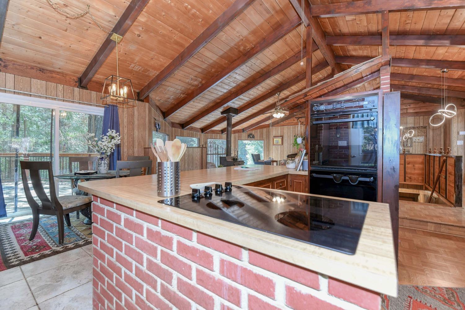 Detail Gallery Image 7 of 37 For 25215 Sugar Pine Dr, Pioneer,  CA 95666 - 4 Beds | 3/1 Baths