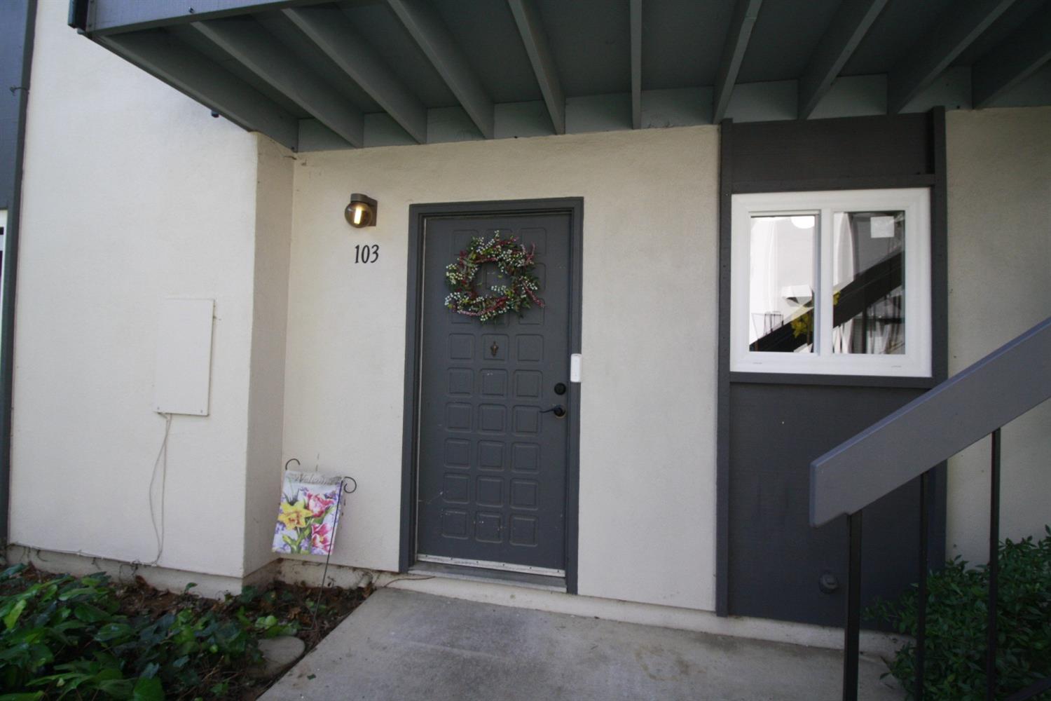 Detail Gallery Image 1 of 40 For 2950 Marconi Ave #103,  Sacramento,  CA 95821 - 2 Beds | 1 Baths