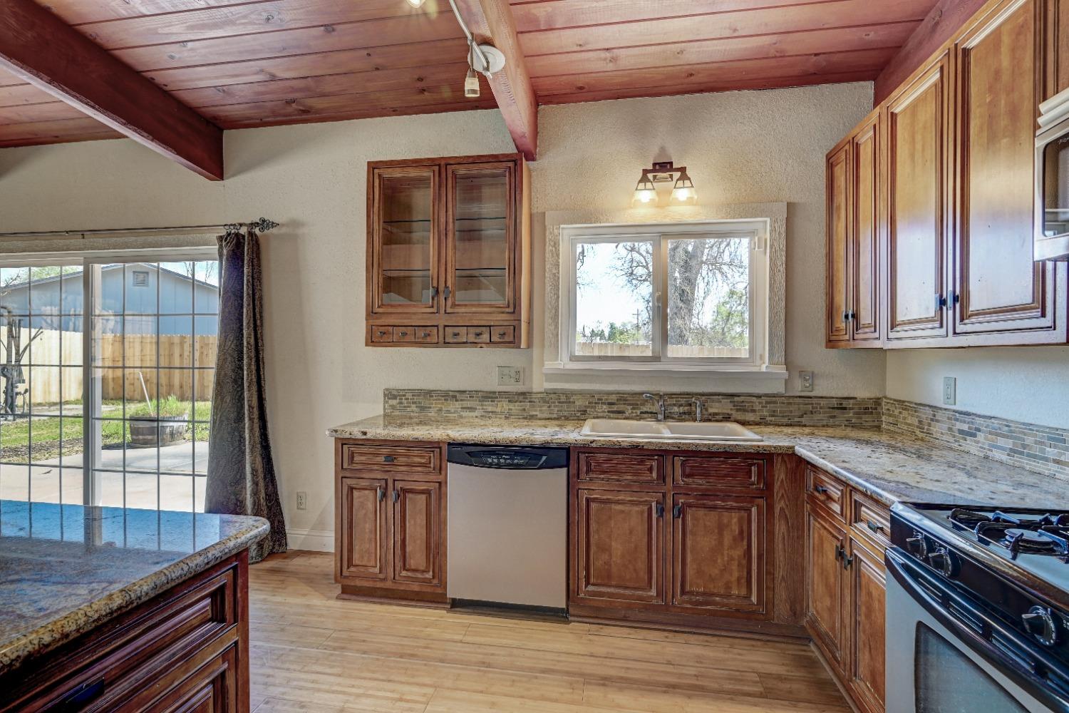 Detail Gallery Image 18 of 29 For 10155 Pulpit Rock Rd, Jamestown,  CA 95327 - 3 Beds | 2 Baths