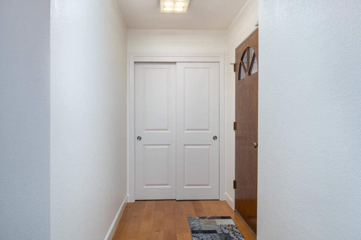 Detail Gallery Image 5 of 28 For 3723 Toronto Rd, Cameron Park,  CA 95682 - 3 Beds | 2/1 Baths