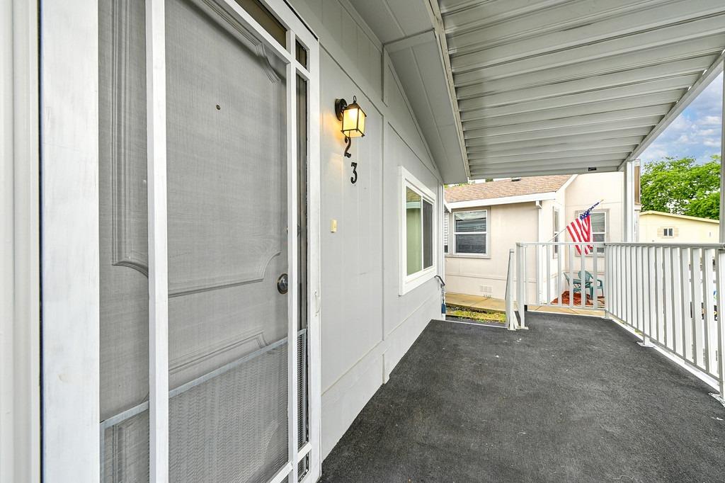 Detail Gallery Image 6 of 37 For 23 Hanover St, Citrus Heights,  CA 95621 - 2 Beds | 2 Baths