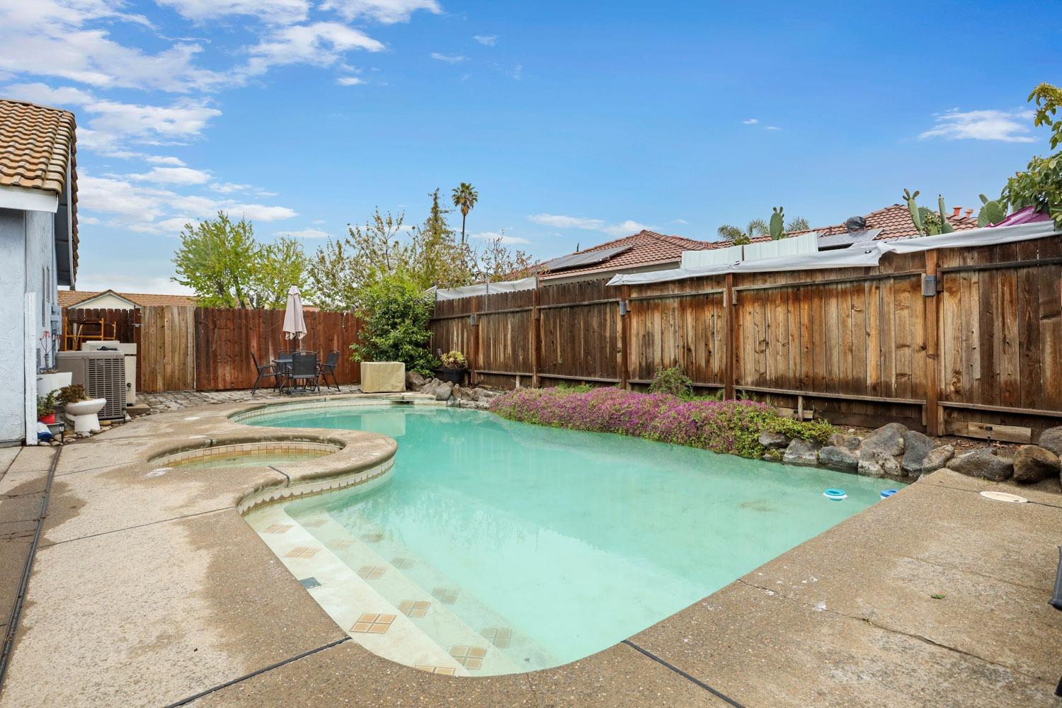 Detail Gallery Image 32 of 35 For 8150 Rouen Ct, Stockton,  CA 95210 - 3 Beds | 2 Baths