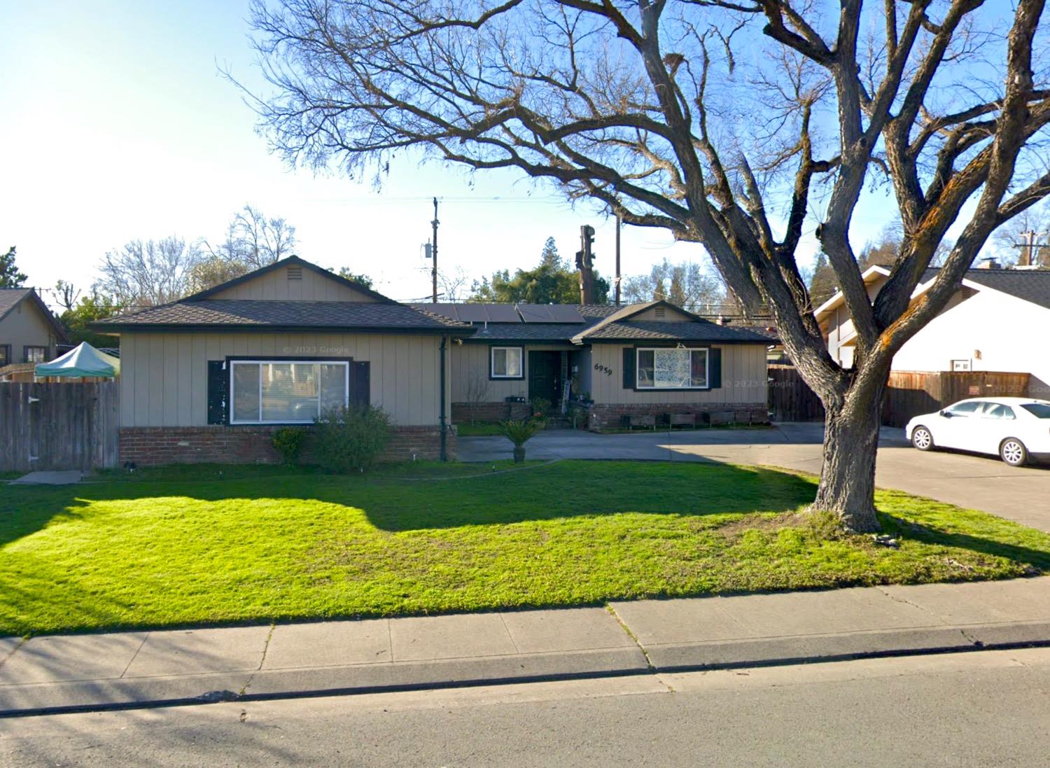 Photo of 6959 N Pershing Ave in Stockton, CA