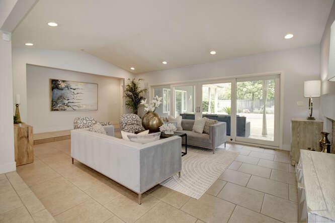 Detail Gallery Image 8 of 53 For 4049 Wycombe Dr, Sacramento,  CA 95864 - 5 Beds | 4/1 Baths