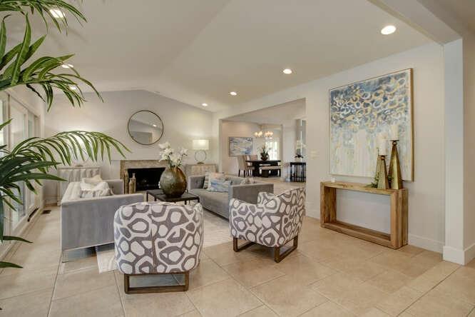 Detail Gallery Image 11 of 53 For 4049 Wycombe Dr, Sacramento,  CA 95864 - 5 Beds | 4/1 Baths